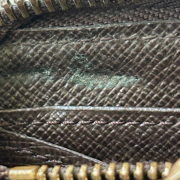 SOLD - Louis Vuitton Wallet - Picture 8 of 13